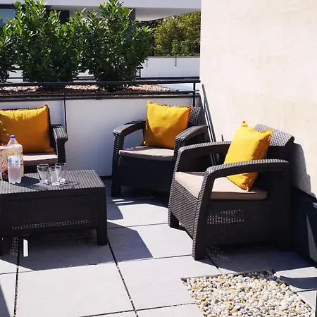 Moments - Emerald Penthouse Apartament *