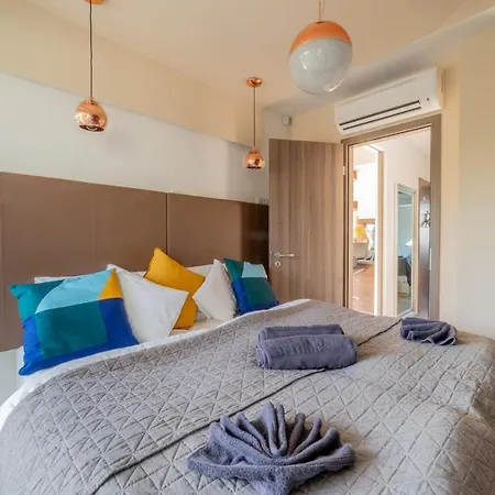 Apartman Moments - Emerald Penthouse