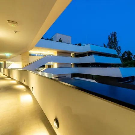 Moments - Emerald Penthouse Lejlighed Balatonszárszó