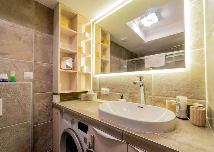 Apartment Moments - Emerald Penthouse Balatonszemes