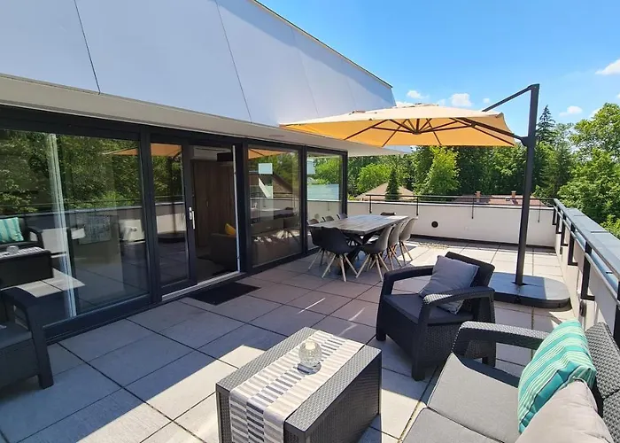 Moments - Emerald Penthouse